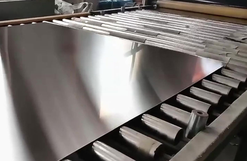 Bề mặt Inox 2B là gì? Đặc điểm, ứng dụng inox 2B thực tế 20 Bề mặt 2B có độ sáng, phẳng, mịn cao